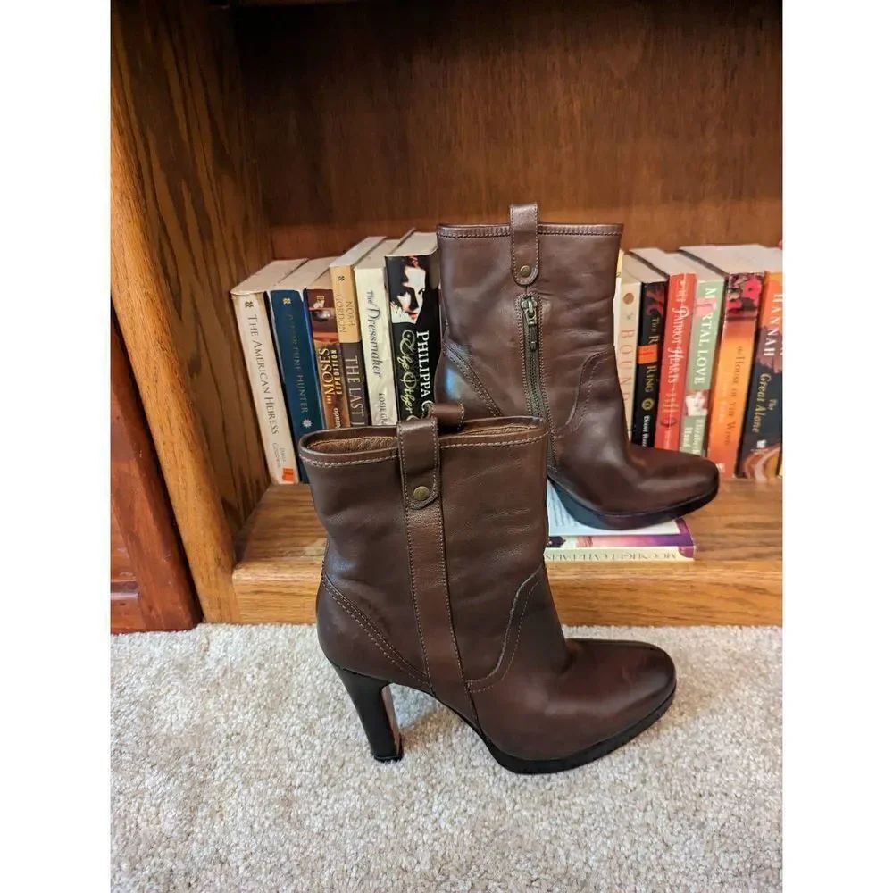 Fortress of Inca side zip stilleto leather ankle boots sz 37 euc